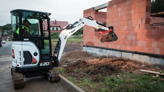 Bobcat E20z - Compact Excavator