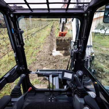 BobcatE88_Day4_features