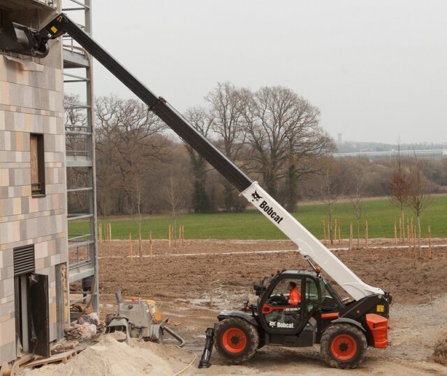 bobcat-T35130s-telescopic-loader