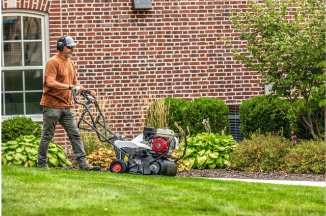 Bobcat AE19 Aerators